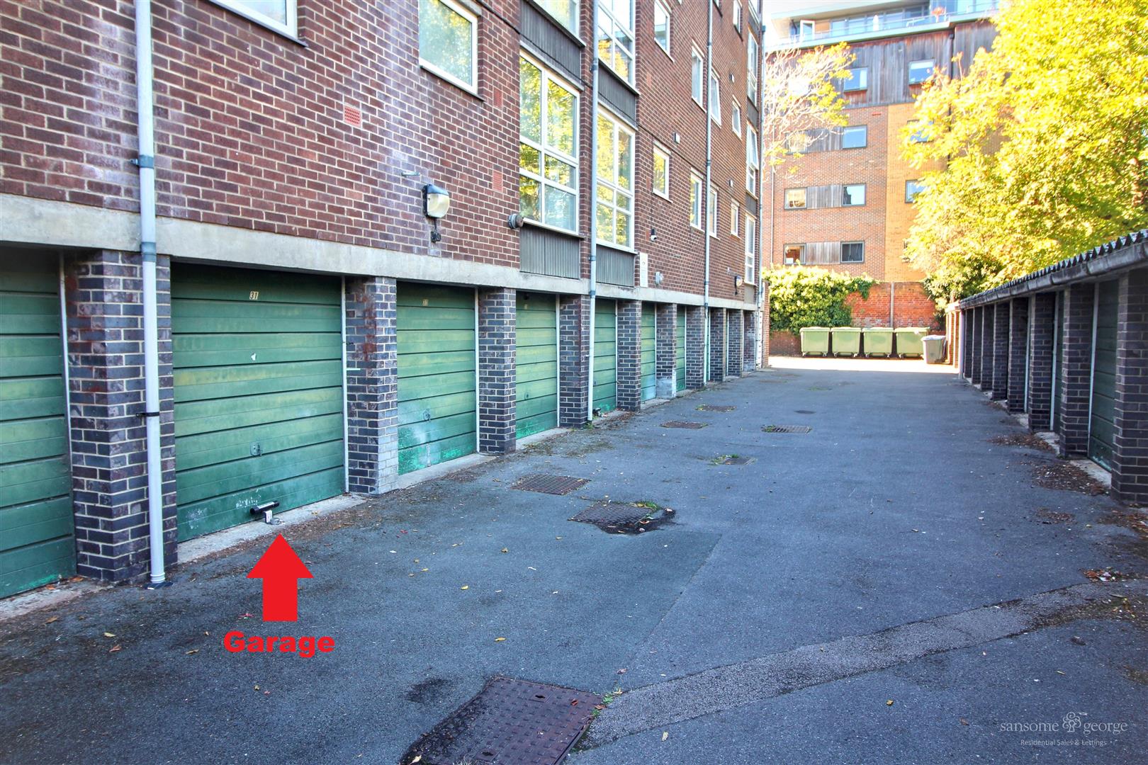 Bath Road, Southcote, Reading